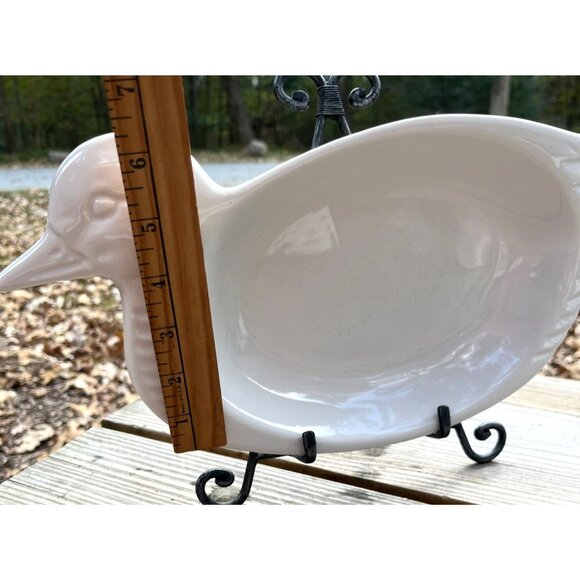 Vintage White Ceramic Duck-Shaped Serving Dish - Picture 11 of 15